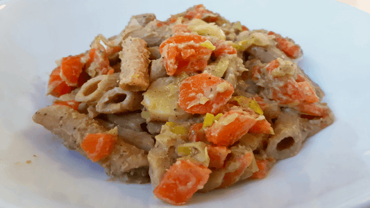 Pasta integrale con crema ai semi di finocchio e carote